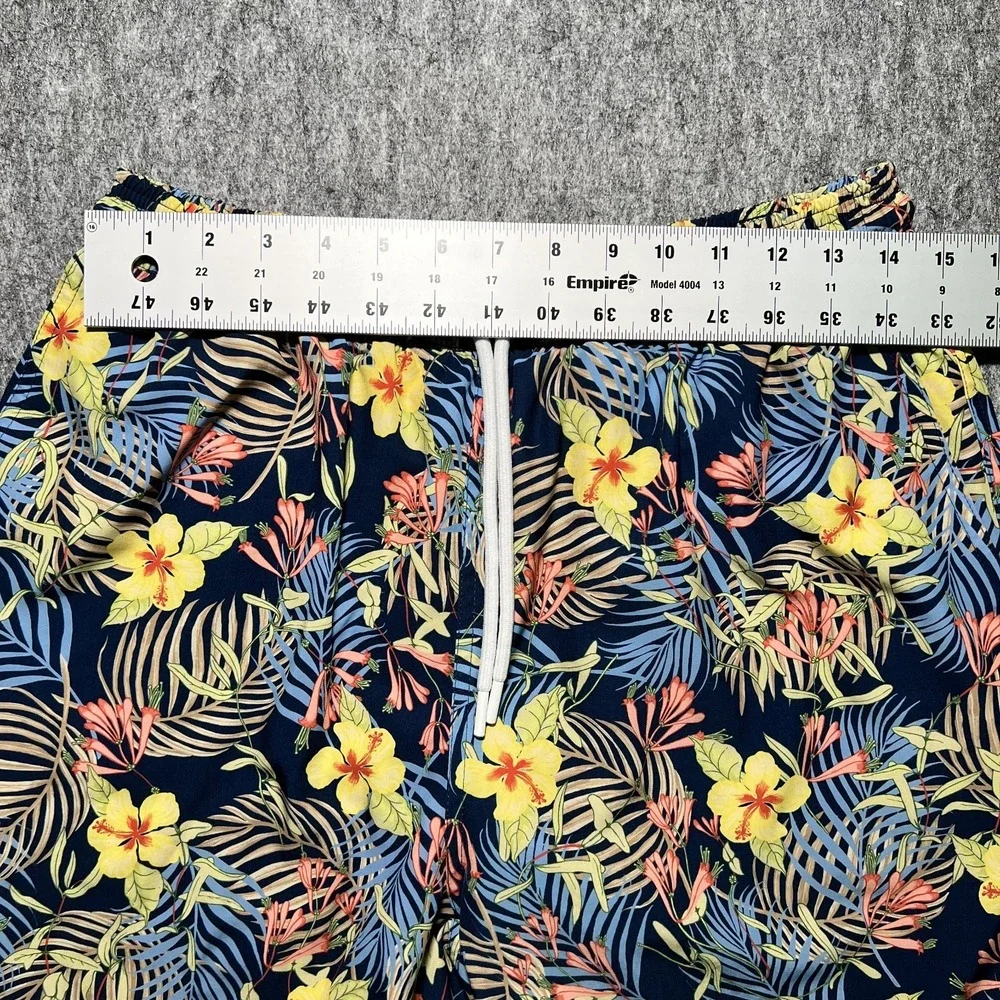 J McLaughlin Swin Trunks Men Size Large Floral Drawstrings Lined Summer Beach